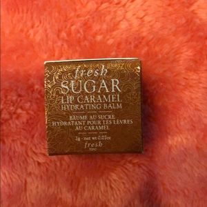 Fresh Sugar lip caramel hydrating balm